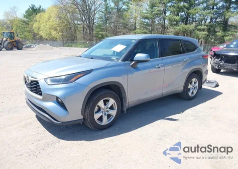 2021 Toyota Highlander Le z USA, uszkodzony, nr VIN 5TDBZRBH6MS082566